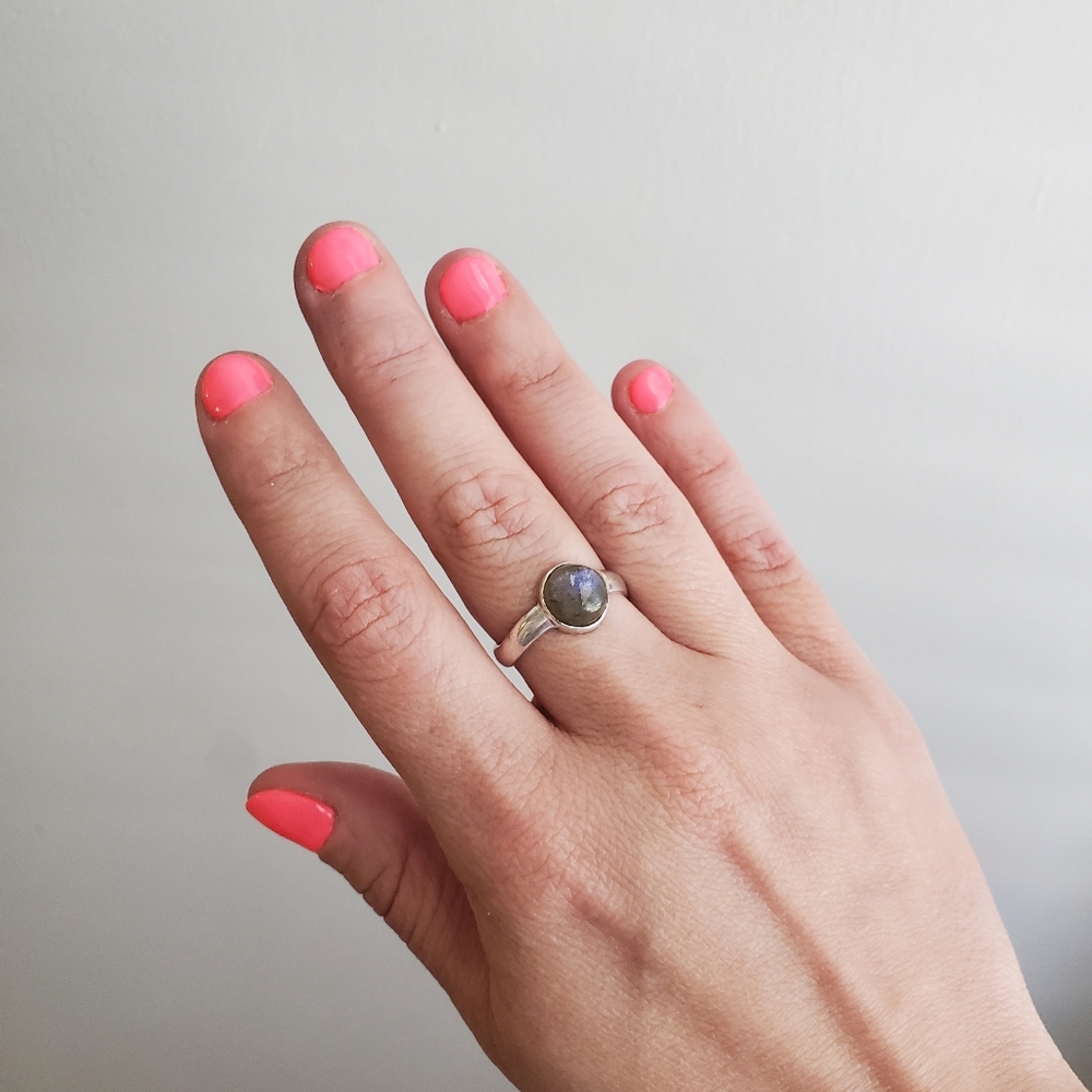 Sterling Silver Labrodorite Gemtone Ring